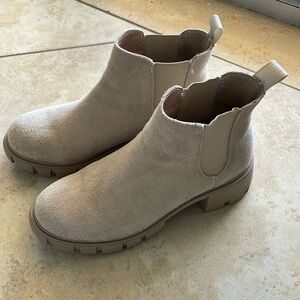 Steve Madden Suede Boots